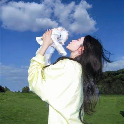 世间无人再似我